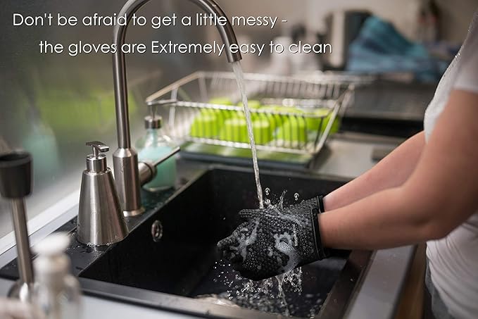 KITCHEN PERFECTION XL Silicone Smoker Oven Gloves -Extreme Heat Resistant BBQ Gloves -Handle Hot Food Right on Your Grill Fryer & Pit | Waterproof Oven Mitts Grill Gloves |Superior Value Set+3 Bonuses