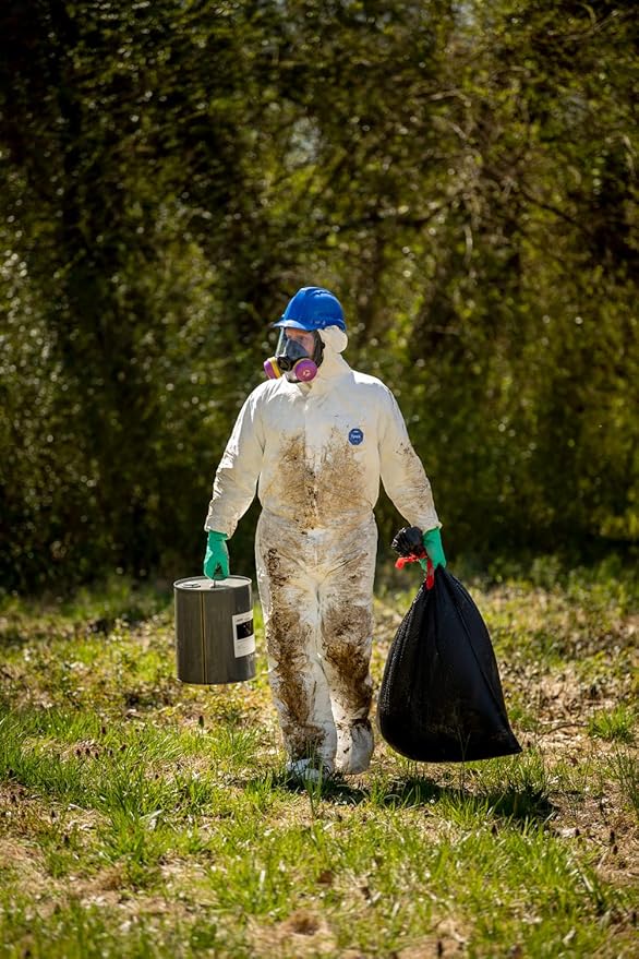 DuPont Tyvek 400 TY127S Disposable Protective Coverall with Respirator-Fit Hood and Elastic Cuff, White