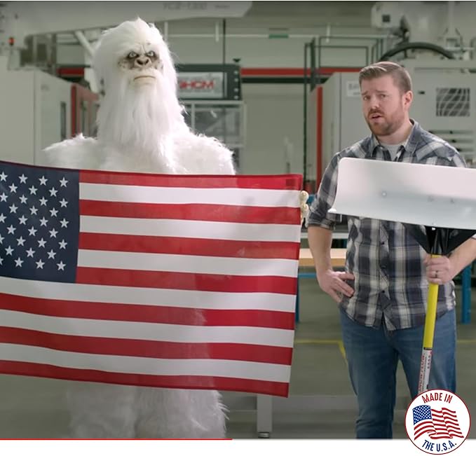 The Snowplow The Original Snow Pusher (30 Inches)