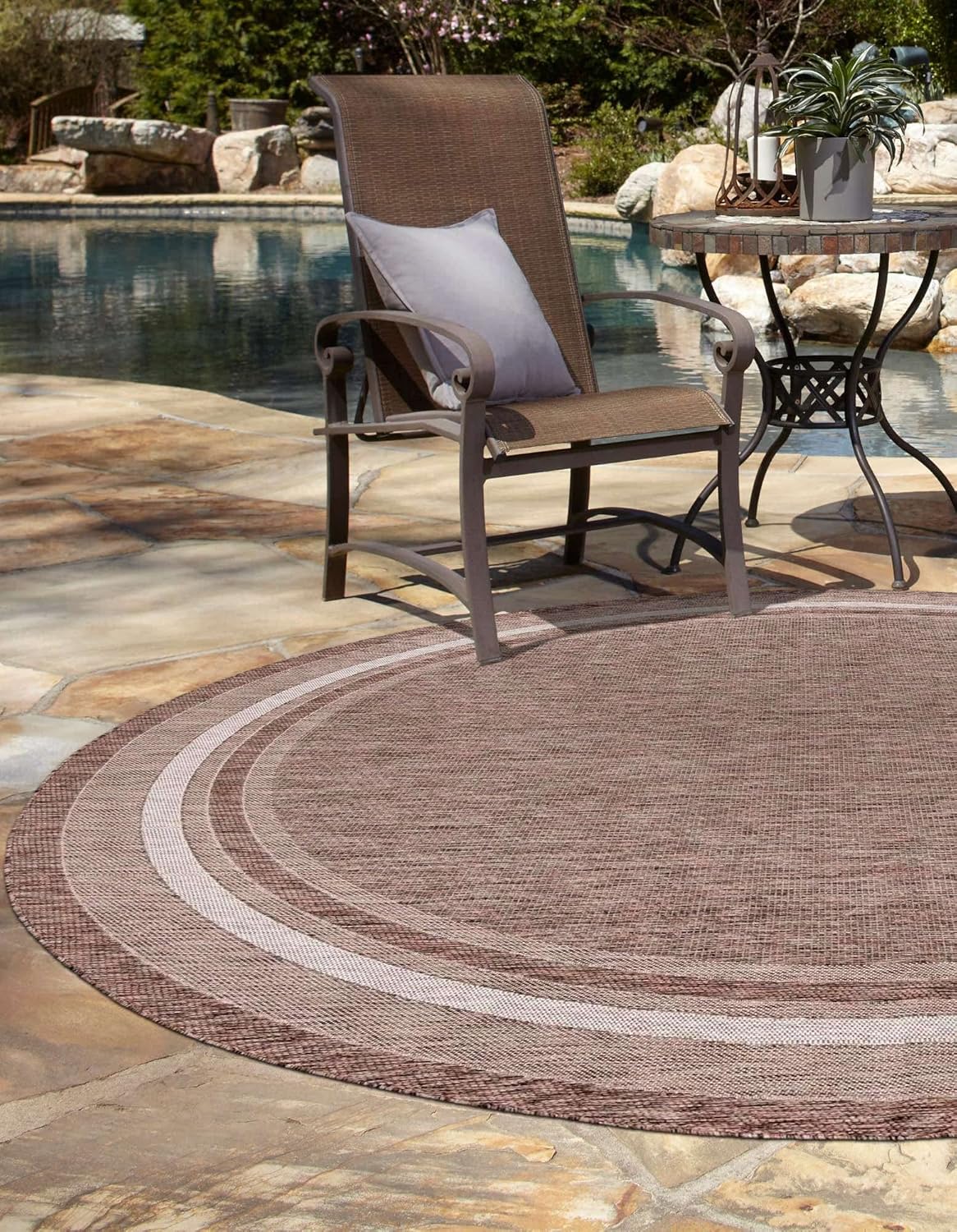 Unique Loom Outdoor Border Collection Area Rug - Soft Border (5' 3" Round Brown/Ivory)